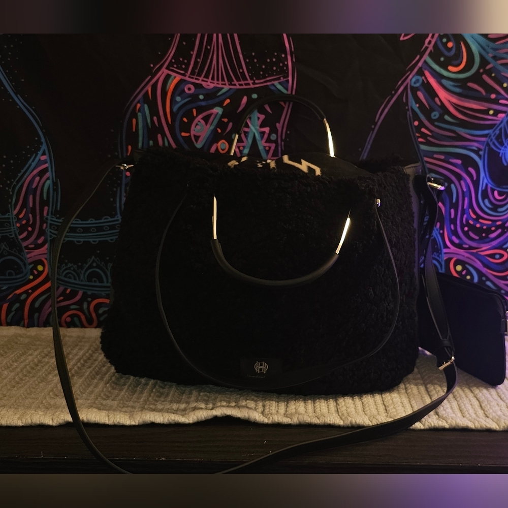 House of Harlow 1960 Sherpa Weekender Satchel Bag - Picture 2 of 16
